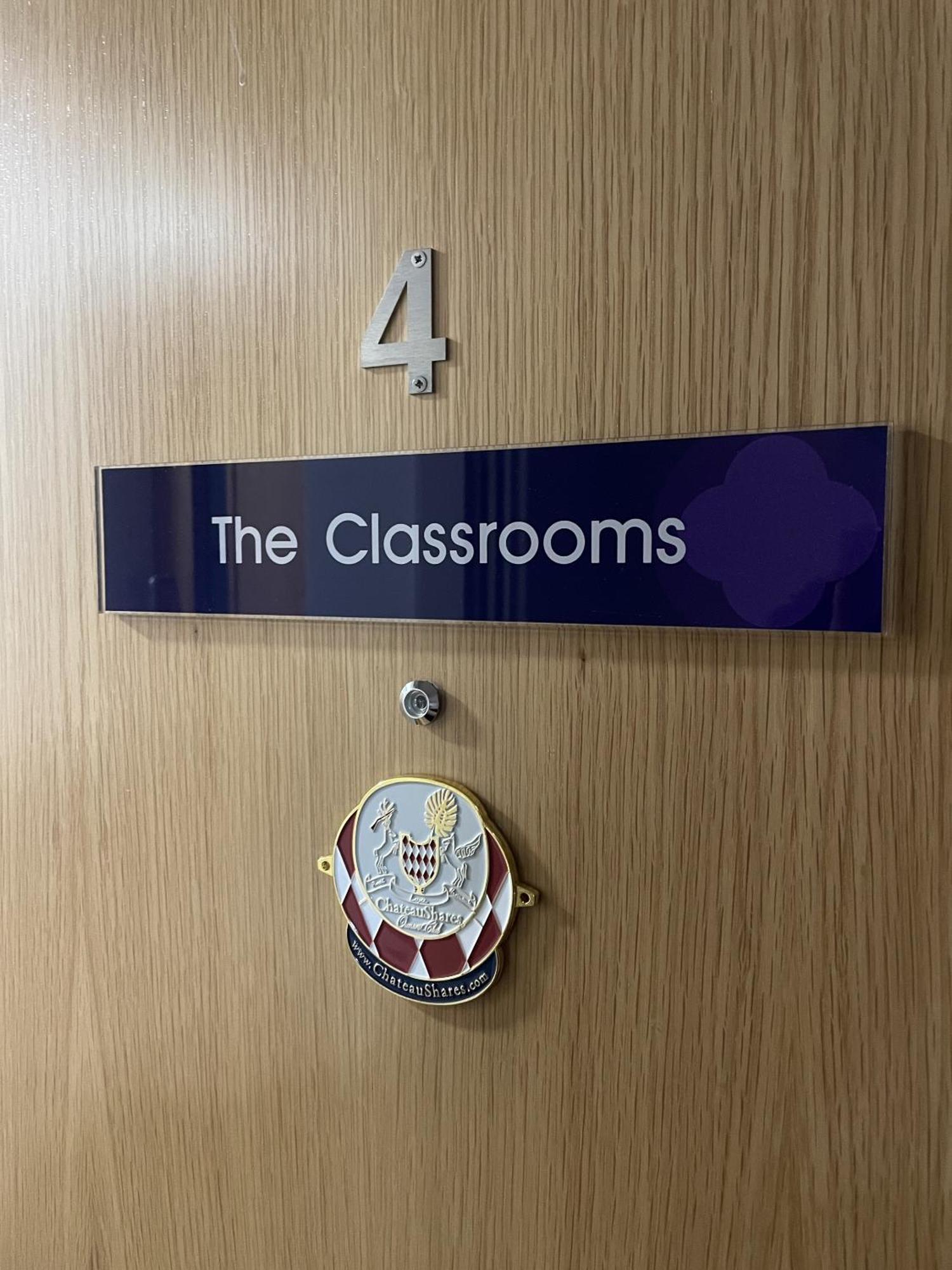 The Classrooms At Loch Ness Abbey: Lakeside Heritage 4*