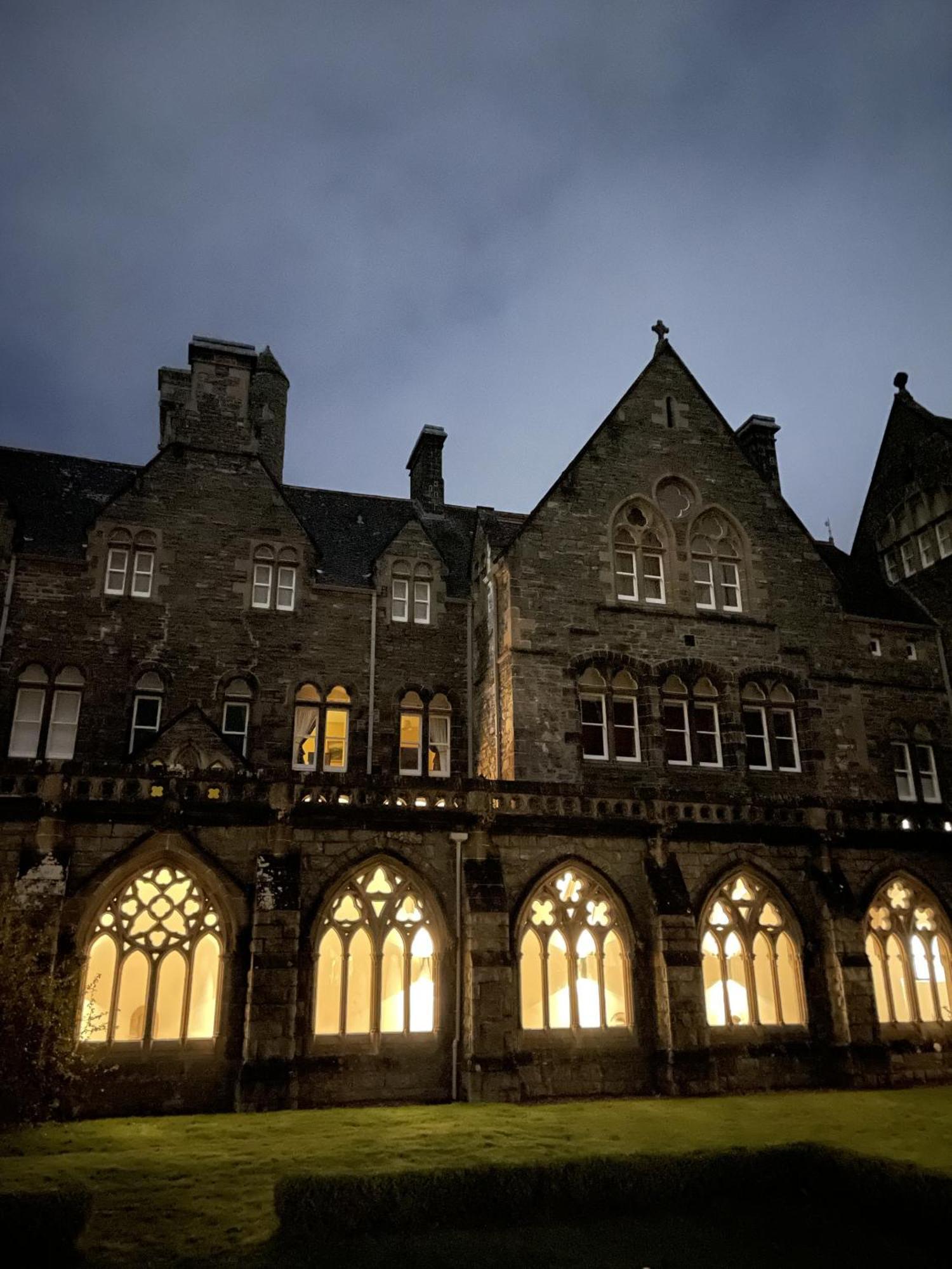 The Classrooms, Loch Ness Abbey - 142m2 Lifestyle & Heritage - Pool & - The Highland Club - On Shores 4*