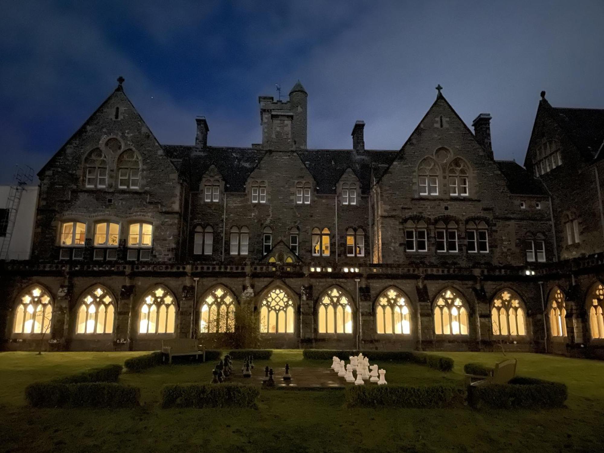 The Classrooms, Loch Ness Abbey - 142m2 Lifestyle & Heritage - Pool & - The Highland Club - On Shores 4*